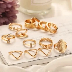Gouden Vintage Dertiendelige Ringen Set