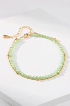 Goudkleurige Enkelband met Groene Kralen en Fijne Schakel