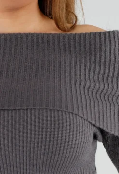 Grijze Off Shoulder Gebreide Trui met Uitlopende Mouwen