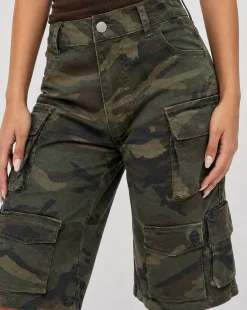 Groene Camouflage Cargo Bermuda Short met Zakken