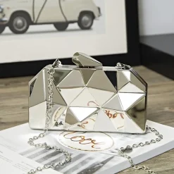 Kleine Metallic Clutch