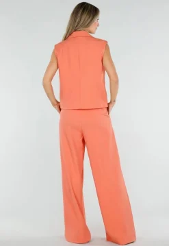 Koraalkleurig Mouwloos Gilet met Double Breasted Knoopsluiting
