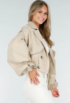 Korte Trench Coat in Beige met Pofmouwen en Knopen