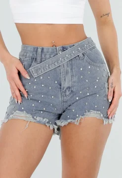Lichtblauwe Denim Short met Strass Steentjes en Rafelzoom