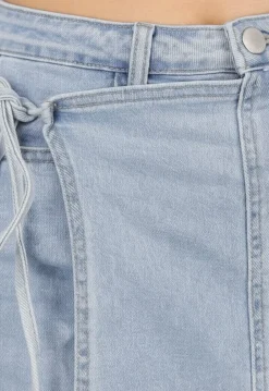 Lichtblauwe Denim Skort met Overslag en Striksluiting