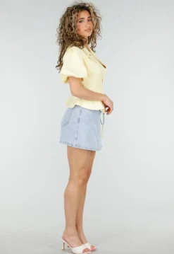 Lichtblauwe Denim Skort met Overslag, Striksluiting en Hoge Taille