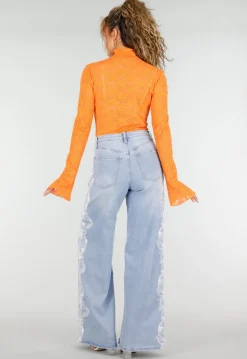 Lichtblauwe Denim Wide Leg Jeans met Kantdetail en Hoge Taille