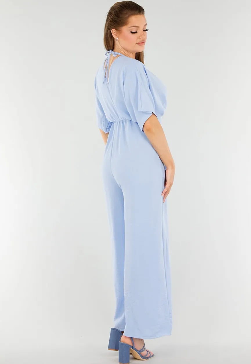 Lichtblauwe Jumpsuit met Wijde Pijpen en Lage V-Hals in Linnenlook