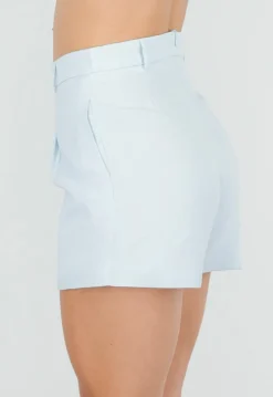 Lichtblauwe Linnenlook Short met Plooien en Rechte Pijpen