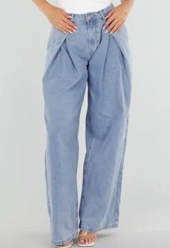 Lichtblauwe Wide Leg Jeans met Plooidetail en Hoge Taille