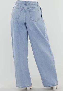 Lichtblauwe Wide Leg Jeans met Plooidetail en Hoge Taille