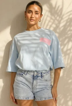 Lichtblauw T-shirt met Roze Print en Korte Mouwen en Ronde Hals