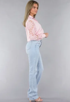 Lichtroze Blouse met Gehaakte Pauwveer Patroon Mouwen