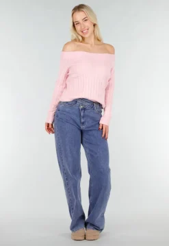 Lichtroze Off Shoulder Trui met Kabelpatroon en Brede Halsrand