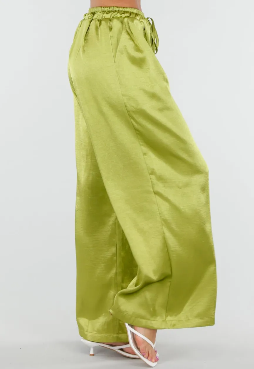 Limoengroene Satijnen Wide Leg Broek met Elastische Taille