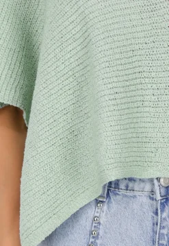Mintgroene Gebreide Poncho Trui met Wijde Pasvorm