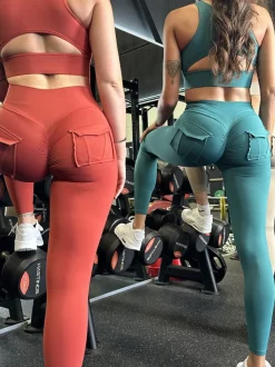 Oase Groene Sport Legging met Scrunch en Steekzakken