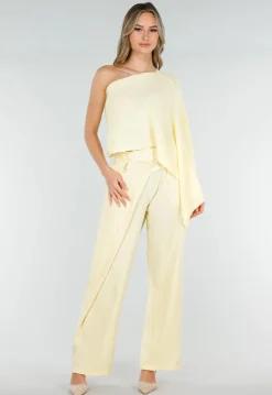 Pastel Gele One Shoulder Top met Wijde Mouwen