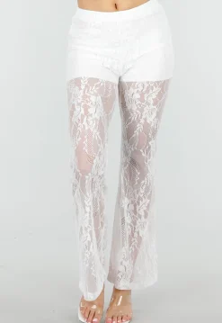 Petite Witte Kant Flared Broek met Stretch en Binnenbroekje
