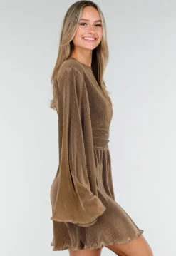 Plissé Jurk in Brons met Ruched Taille en Wijde Mouwen