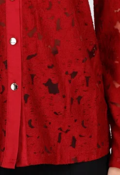 Rode Kanten Blouse met Knoopsluiting en Lange Mouwen
