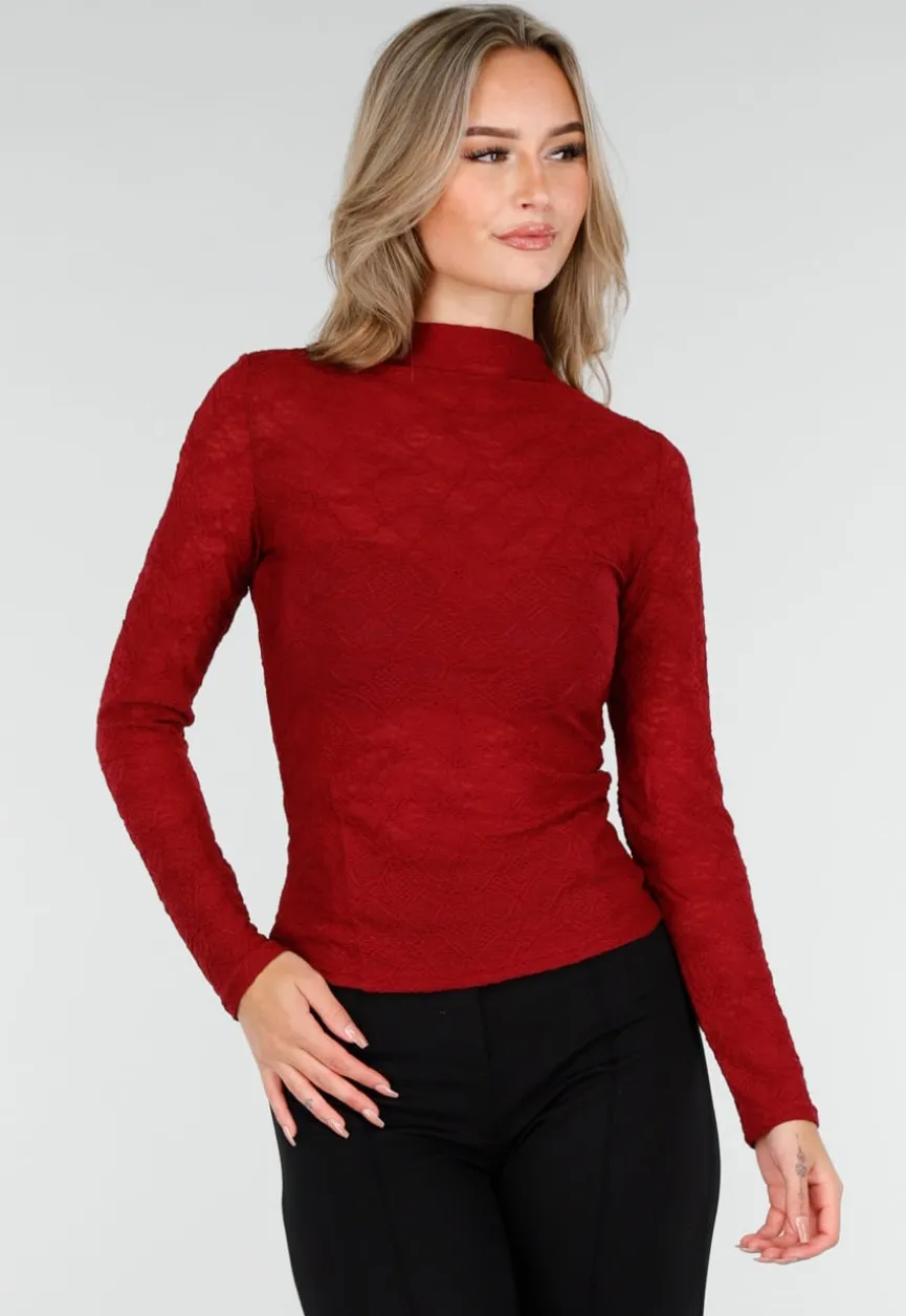 Rode Kant Stretch Top met Lange Mouwen en Hoge Hals