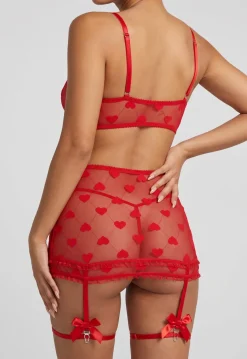 Rode Lingerieset met Mesh en Hartdetails