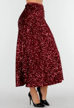 Rode Midi Rok met All Over Pailletten en Subtiele Uitlopende Zoom