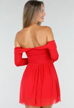 Rode Off Shoulder Jurk met Strikdetail