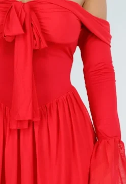 Rode Off Shoulder Jurk met Strikdetail