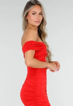 Rode Off Shoulder Maxi Jurk met Ruches en Mesh Details