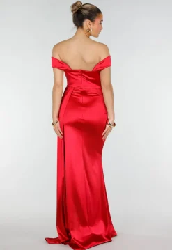 Rode Stretch Satijnen Off Shoulder Maxi Jurk met Split