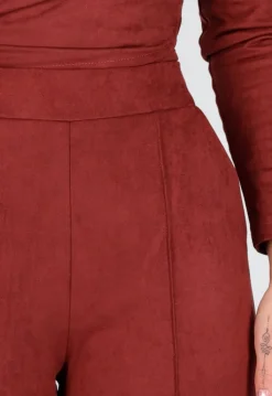 Rode Suede Pantalon met Stretch Taille