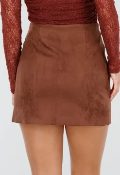 Roestbruine Suèdelook Rok in Mini Lengte met Effen Design