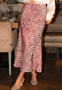 Roze Midi Rok met All Over Pailletten en Subtiele Uitlopende Zoom