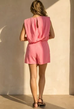 Roze Mouwloze Playsuit met Overslagrok en Schoudervulling