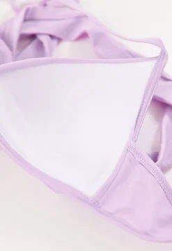 Strappy Push Up Bikini Top in Wijnrood