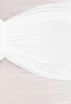 Stretch Off-Shoulder Top in Wit met Meshlook