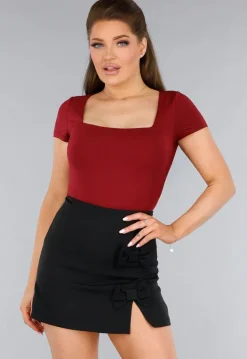 Stretchy Burgundy Shirt met Vierkante Hals en Korte Mouwen
