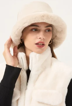 Suèdelook Bucket Hat met Bont Randje