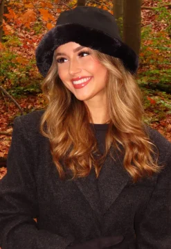Suèdelook Bucket Hat met Bont Randje