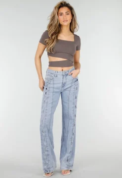 Taupe Cropped Sport Top met Korte Mouwen en Wrap Detail