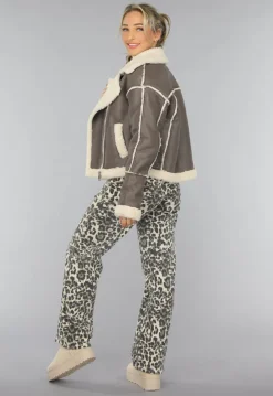 Taupe Lederlook Lammy Coat met Gesp Details