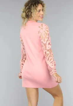 Trui Jurk in Zalmroze met Bloemen Borduur