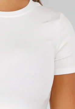 Wit Stretch T-Shirt met Zijsplit, Ronde Hals en Korte Mouwen