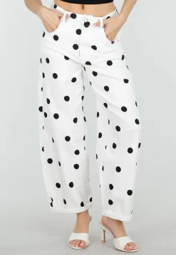 Witte Barrel Jeans met Zwarte Stippen en Hoge Taille