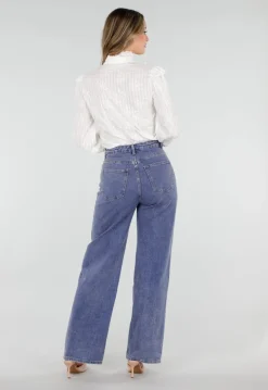 Witte Blouse met Ruches en Lange Mouwen