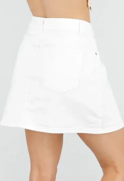 Witte Denim Mini Rok met Stretch en Steekzakken