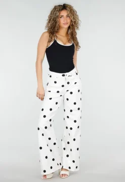 Witte Denim Wide Leg Jeans met Zwarte Stippen Print