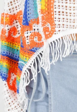 Witte Gehaakte Trui met Regenboog Print en Franjes